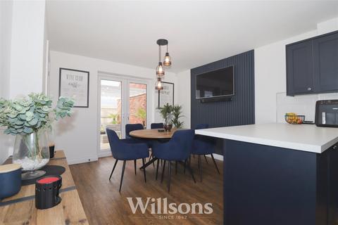 4 bedroom detached house for sale, Dales Avenue, Mablethorpe