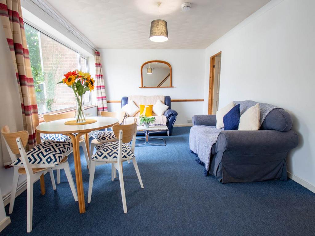 15 Crossways Canterb