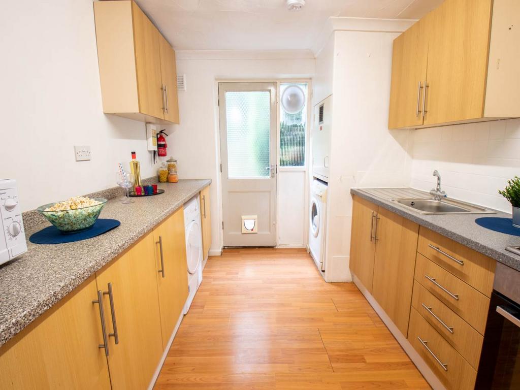 15 Crossways Canterb