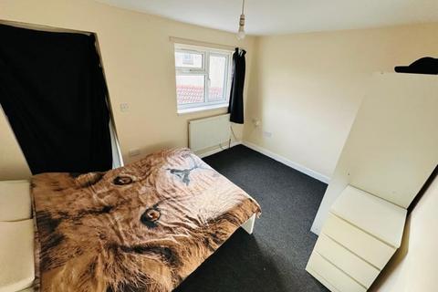 undefined, West Park Close, Romford, RM6