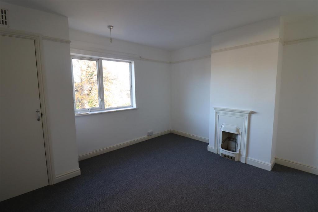Double Bedroom 2