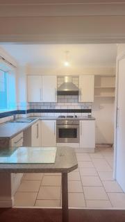 2 bedroom flat to rent, GRAYS, RM17