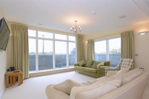 2 bedroom penthouse for sale, The Anchorage, Coton Hill, Shrewsbury
