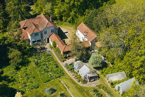 4 bedroom detached house for sale, Whites Hill, Ingatestone CM4