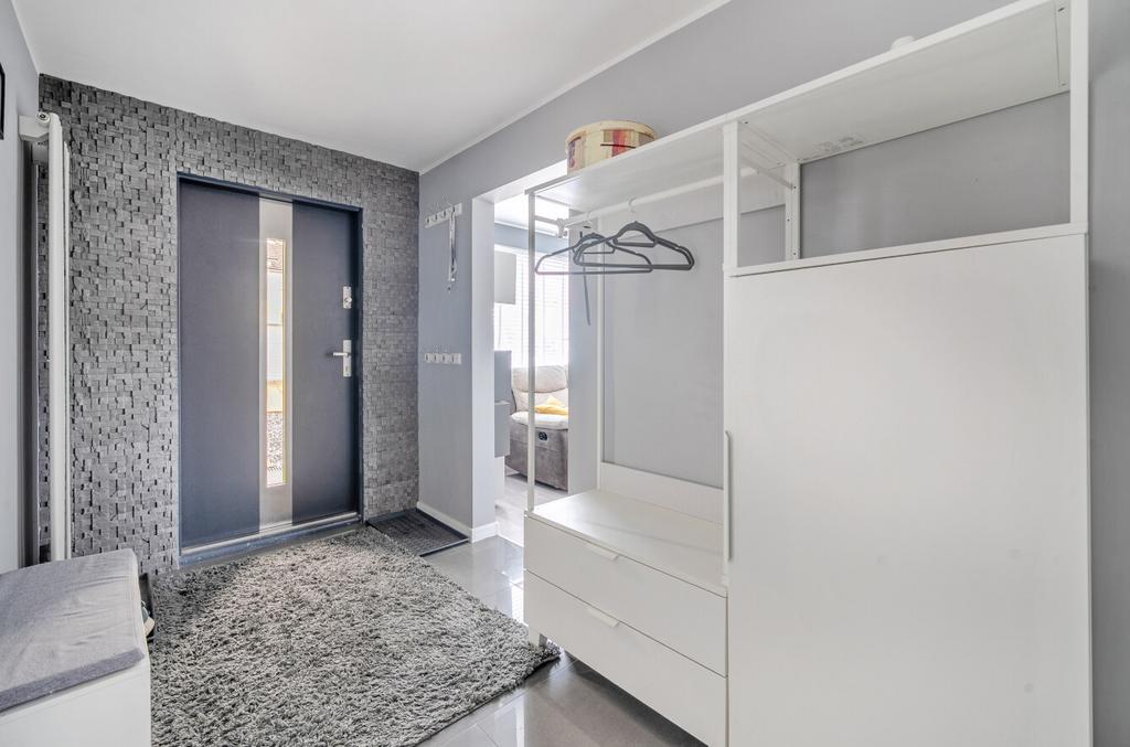 1387732-16-69317b...