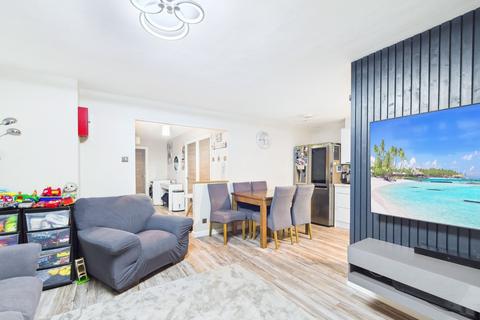 undefined, Danbury Crescent, South Ockendon, RM15