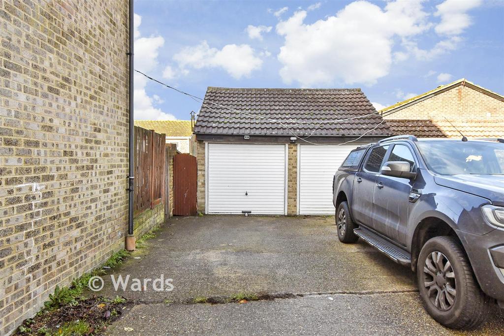 Driveway/Parking