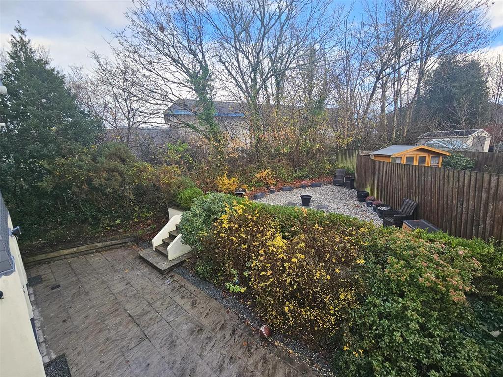 Rear Gardens.jpg