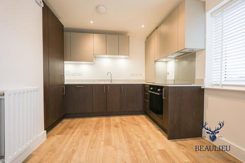 1 bedroom apartment to rent, Beaulieu Park CM1