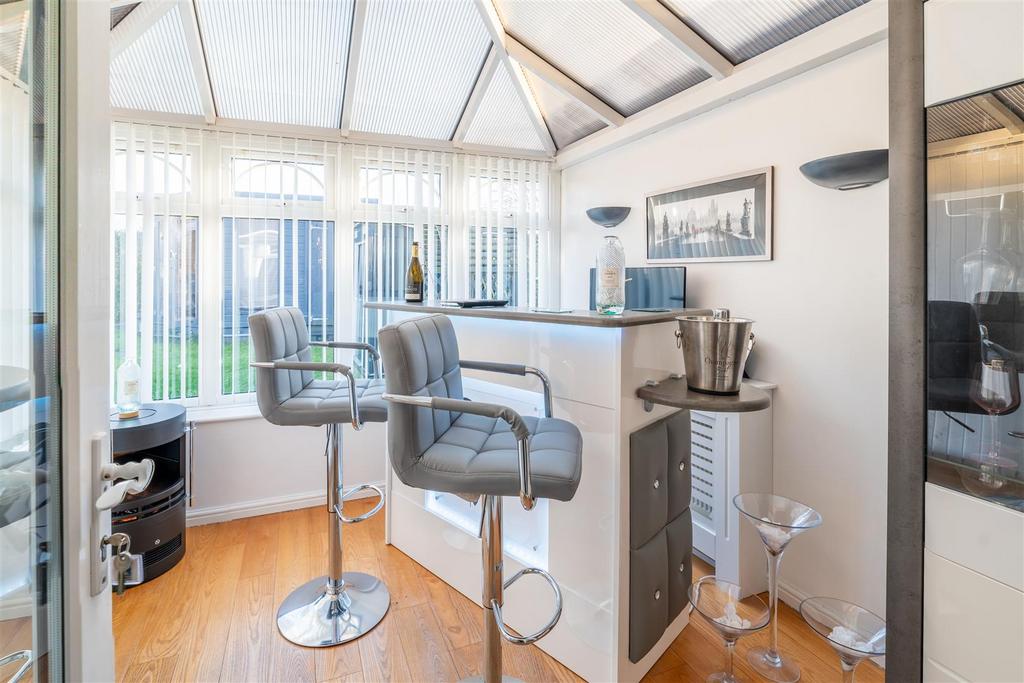 Sunroom.jpg