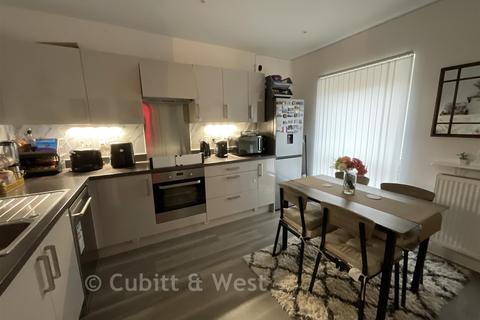 2 bedroom apartment for sale, London Road, Wallington, Surrey