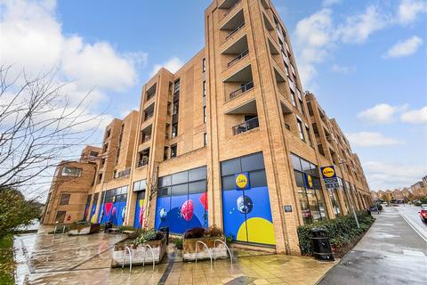 2 bedroom apartment for sale, London Road, Wallington, Surrey