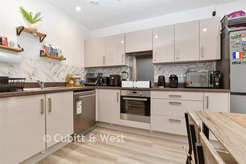undefined, London Road, Wallington, Surrey