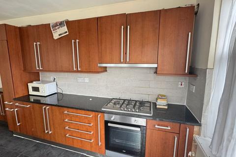 undefined, Hewett Road, Dagenham, RM8