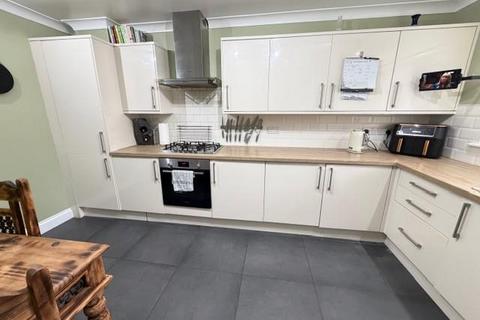 3 bedroom house for sale, Cae Gwyrdd, St. Clears, Carmarthen