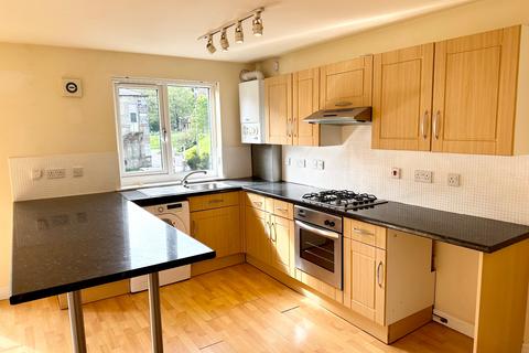 2 bedroom apartment to rent, Flat 4 569, Rochdale Road, Walsden, OL14 6SA