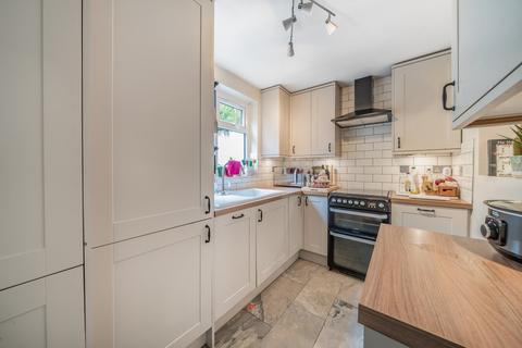 2 bedroom flat to rent, Brayburne Avenue, London, SW4