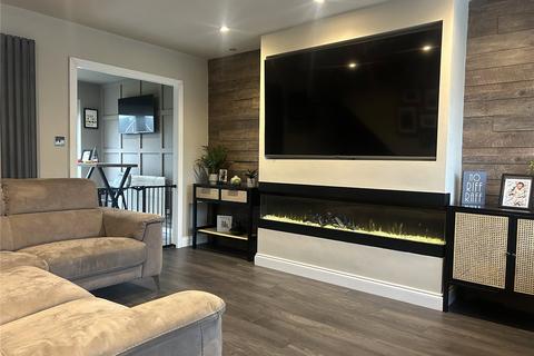 undefined, Woodside Close, Lees, Oldham, Greater Manchester, OL4