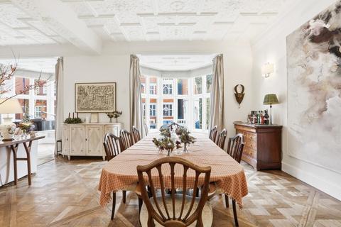 4 bedroom apartment for sale, Harrington Gardens, South Kensington SW7