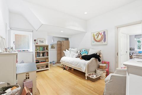 4 bedroom apartment for sale, Harrington Gardens, South Kensington SW7