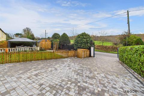 undefined, Bretby Lane, Burton-On-Trent DE15