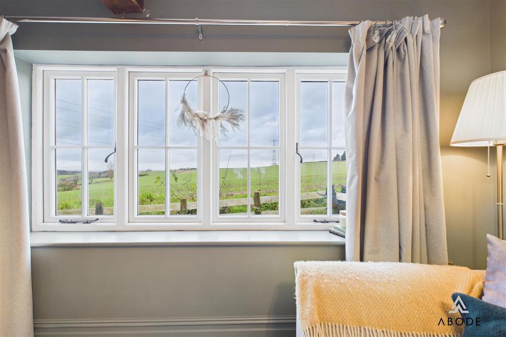 CAM01882 G0-PR0240-STILL029.jpg