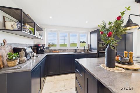 undefined, Bretby Lane, Burton-On-Trent DE15