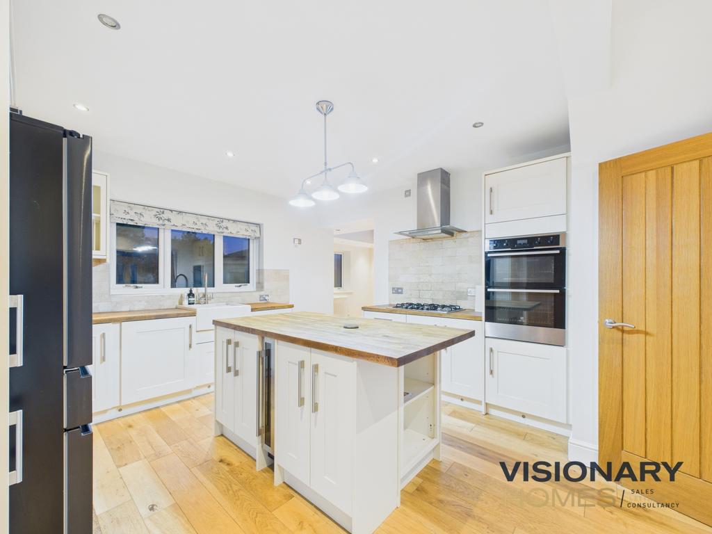 Kitchen 3