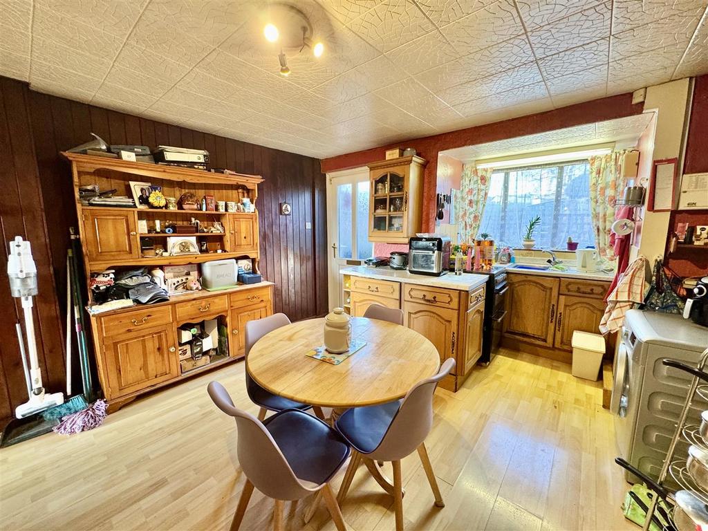 Kitchen diner