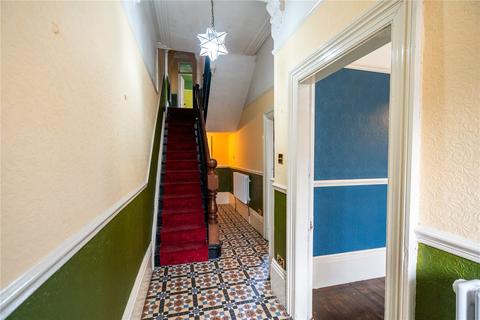 4 bedroom semi-detached house to rent, Hainton Avenue, Grimsby, Lincolnshire, DN32