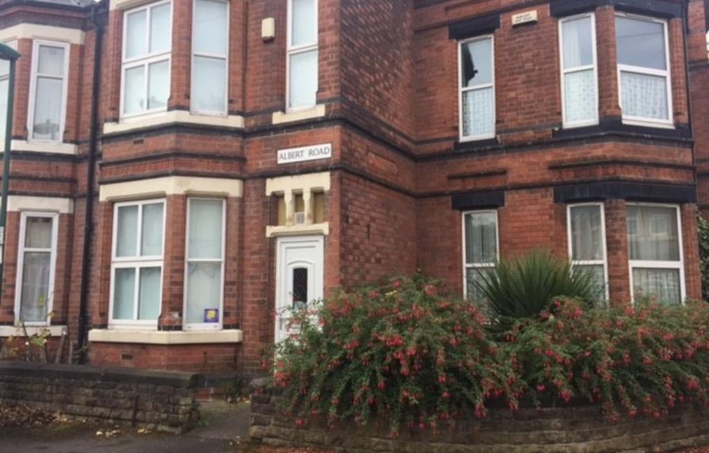 2106ade80298134c5b37