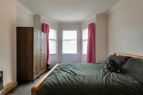 undefined, Southview Drive, Westcliff-on-sea, SS0