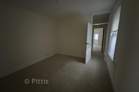 3 bedroom semi-detached house for sale, Adelaide Grove, East Cowes, Isle of Wight