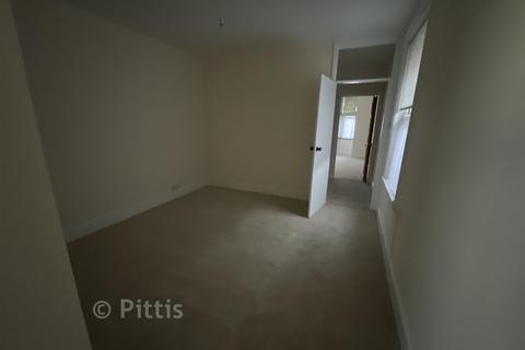 3 bedroom semi-detached house for sale, Adelaide Grove, East Cowes, Isle of Wight