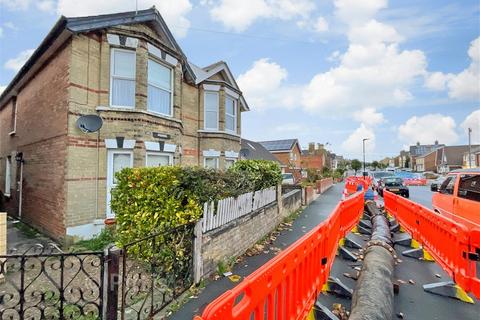 undefined, Adelaide Grove, East Cowes, Isle of Wight