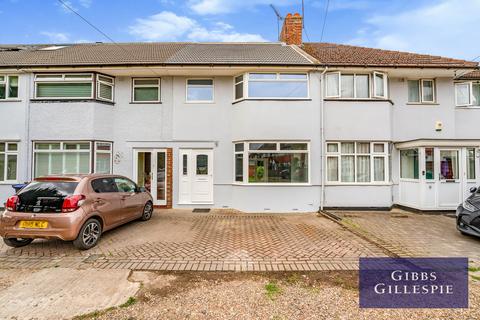 3 bedroom terraced house to rent, Orchard Close, Denham, Uxbridge, UB9