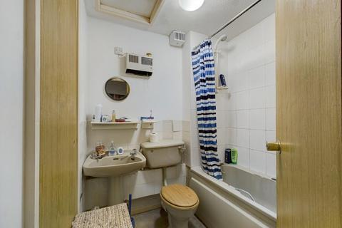 undefined, Meadow Close, Aylesbury HP20