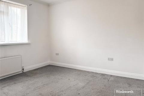 2 bedroom ground floor flat for sale, Edgeworth Close, London NW4