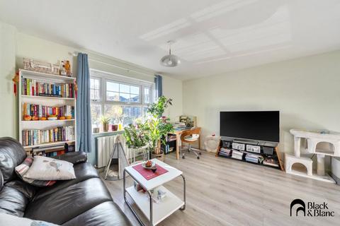 undefined, Parkland Mead, Bickley, Bromley, BR1