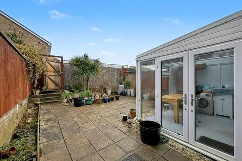 1 bedroom ground floor flat for sale, Thirlmere Drive, Stowmarket, IP14