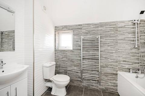 undefined, Crest Court, Hendon, London, NW4