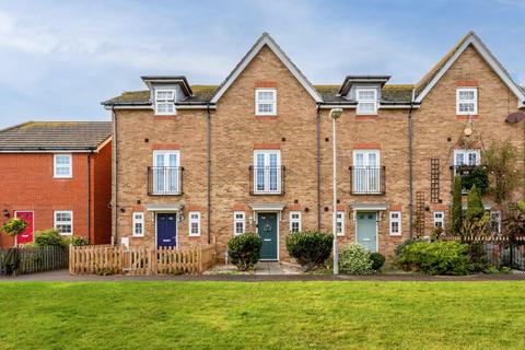 4 bedroom house for sale, Westview Close, Peacehaven