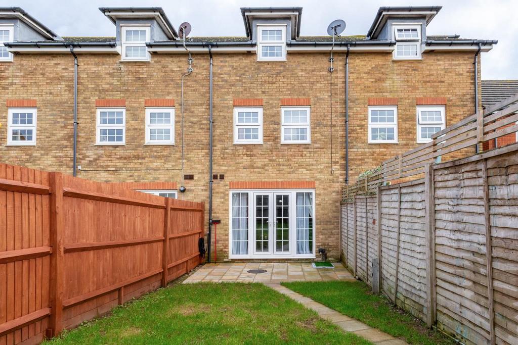 Westview Close-14.jpg
