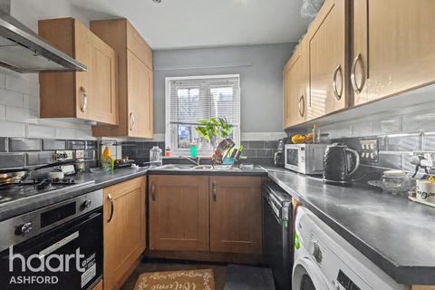 Samuel Peto Way, Ashford