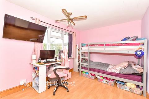 3 bedroom semi-detached house for sale, Mill Road, Waterlooville, Hampshire