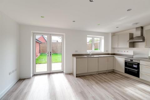 3 bedroom detached house to rent, Heathfield Road, Shurdington, Cheltenham