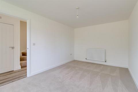 3 bedroom detached house to rent, Heathfield Road, Shurdington, Cheltenham