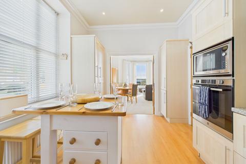 3 bedroom flat for sale, Esplanade, Tenby, SA70