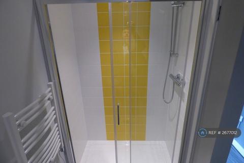 undefined, Upper George Street, Luton, LU1