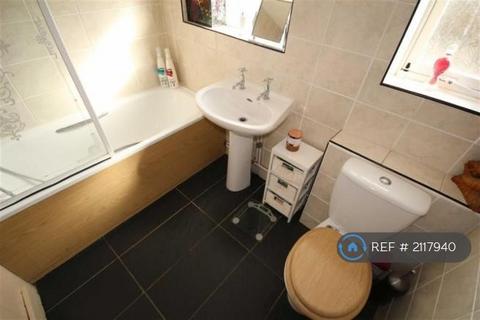 undefined, Ipswich Street, Swindon, SN2